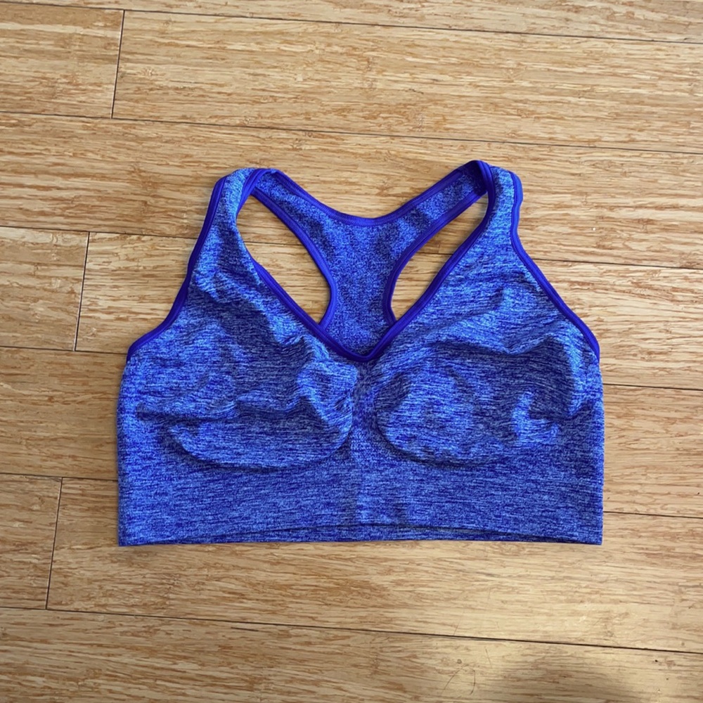 Sports bra